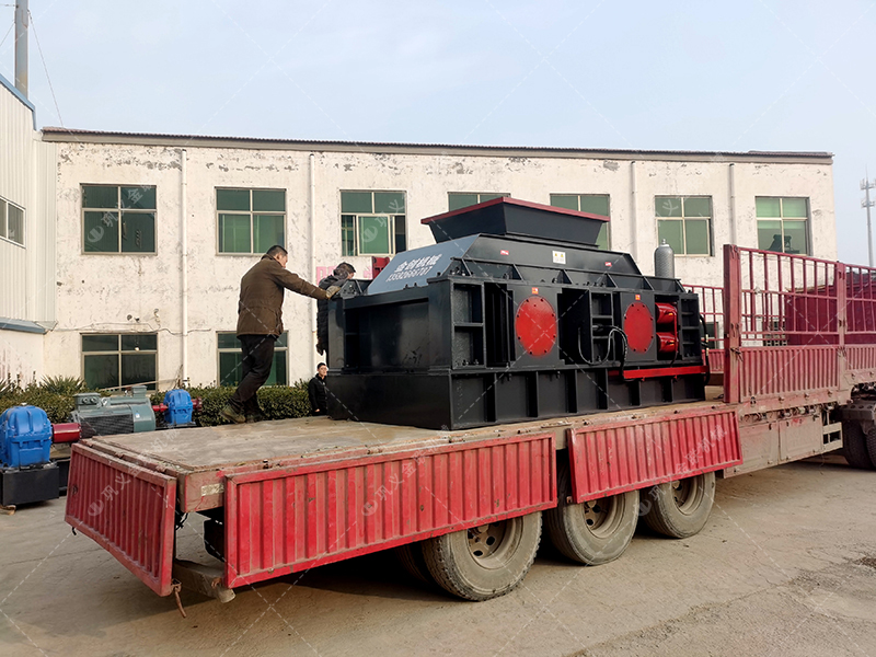 建筑用砂配置的液壓對輥制砂機(jī)多少錢一臺(tái)？